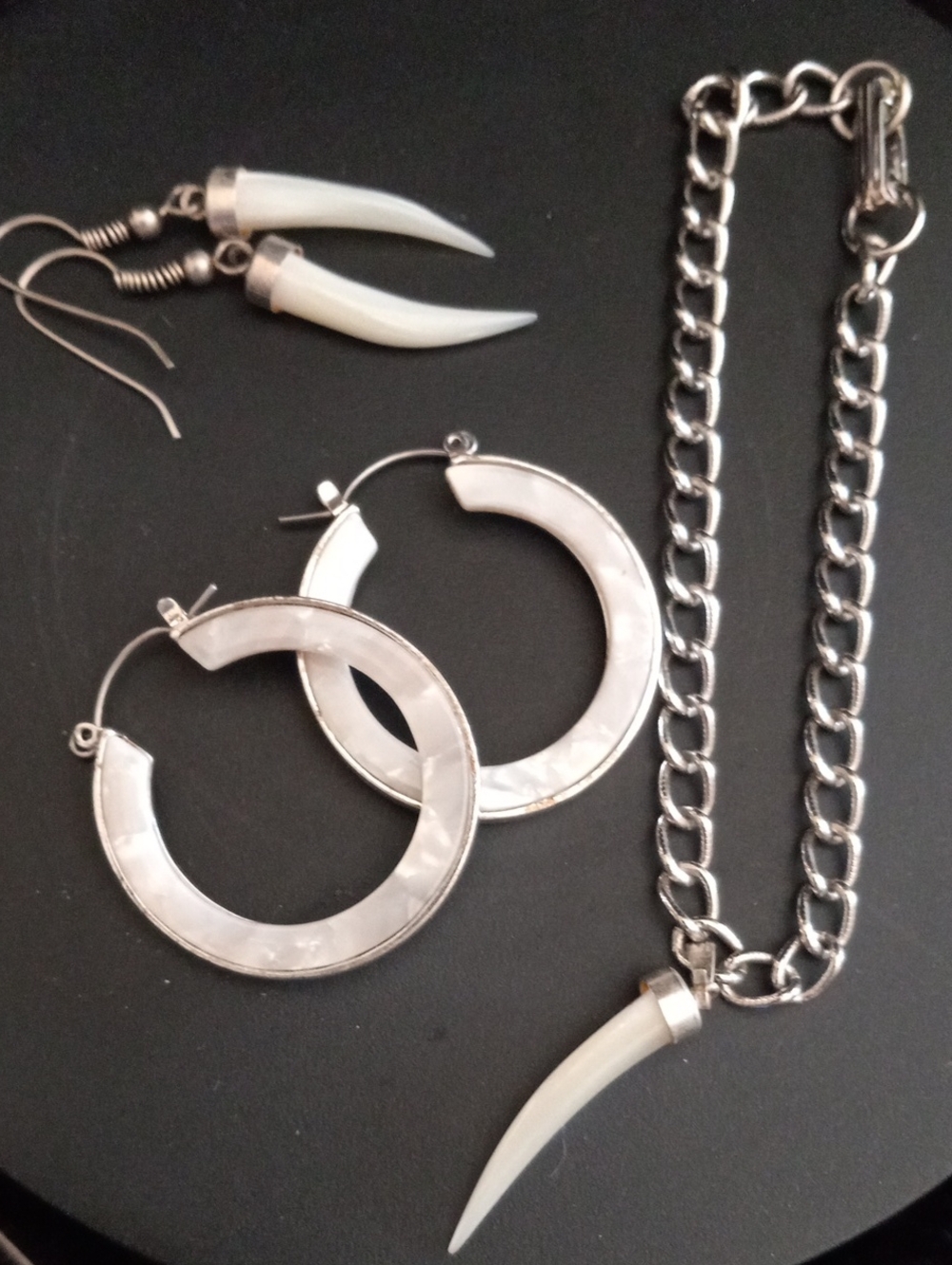 Silver Chain Necklace and Hoop Earrings Set with White Horn Pendant Mop